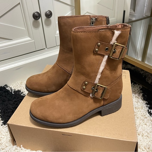 NIB Women’s Size 5 ( European Size 36) UGG W Niels III Combat Boots In Chestnut - Picture 11 of 13